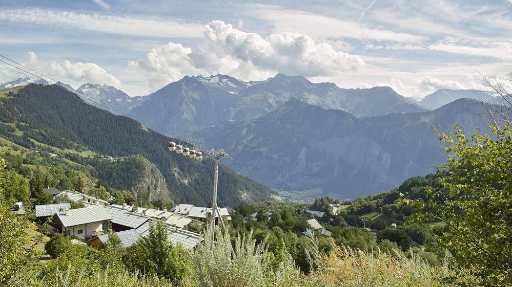 Le Castillan Alpe d'Huez Exterior photo